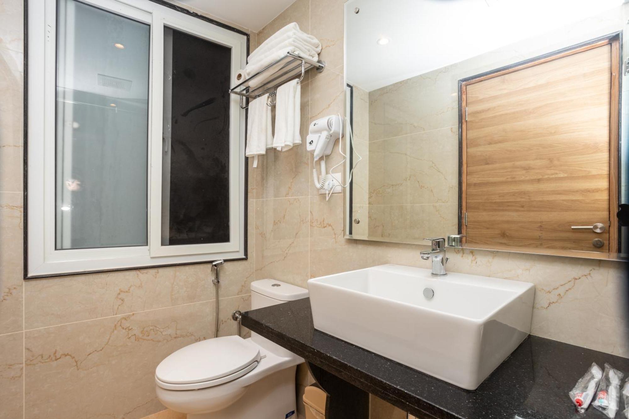 Shuvatara Suites & Spa, Thamel Katmandu Zewnętrze zdjęcie